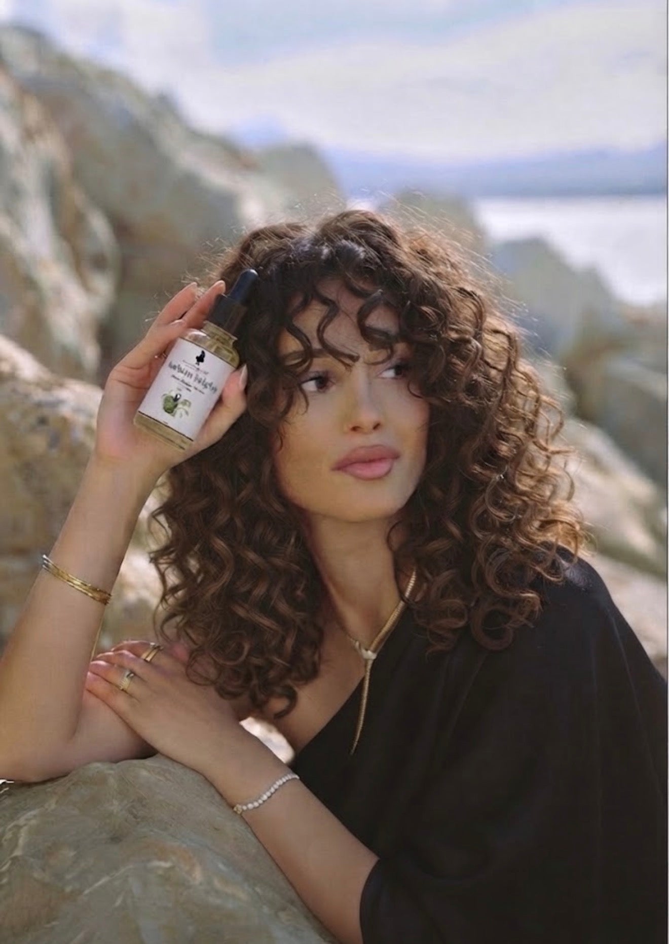 Arabain Touch Bikini serum ( OUD )